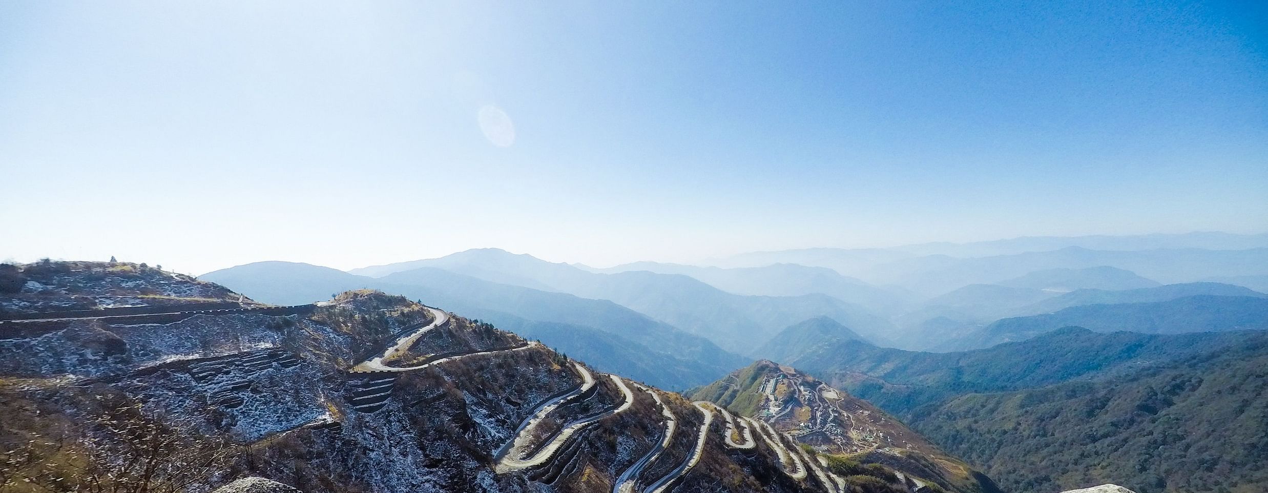 noel-lepcha-C85IMwc2IC0-unsplash