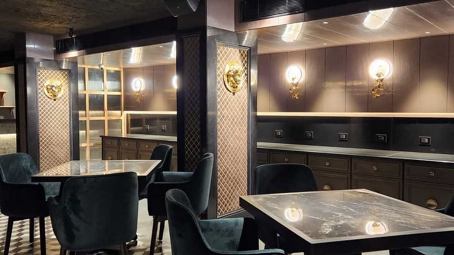 Seating arrangements inside Sizller - The Cindrella Hotel, Siliguri 5