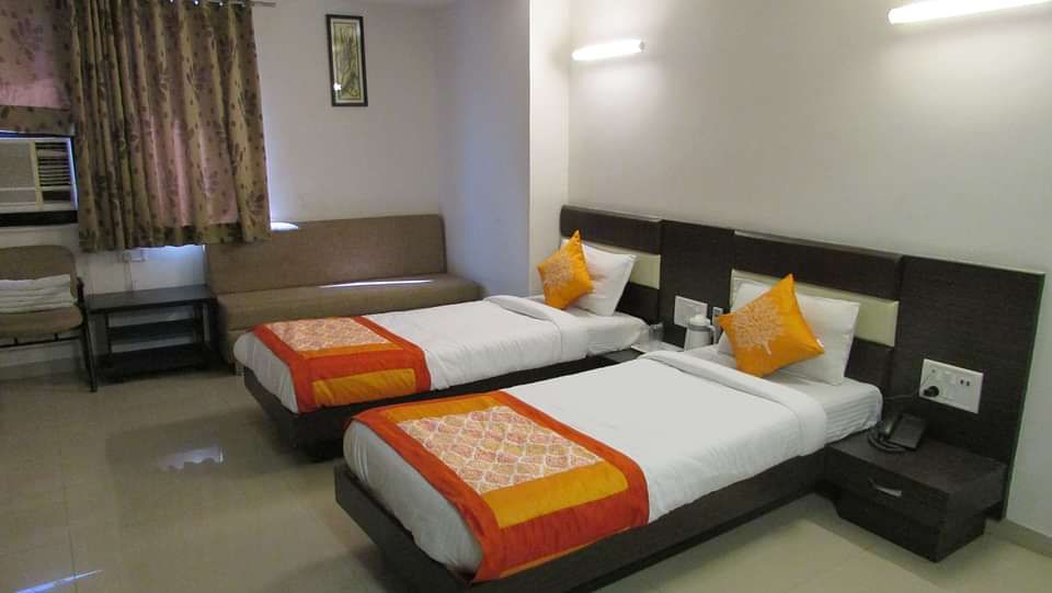 Hotel Skyland, Ahmedabad Ahmedabad Super Deluxe Room 1
