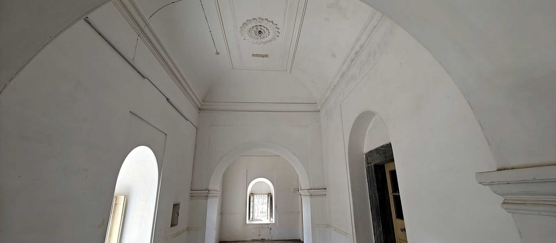 Interior arches
