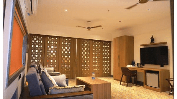Mary View Suite - 1 King, 1 Single & 2 Sofa Bed 3