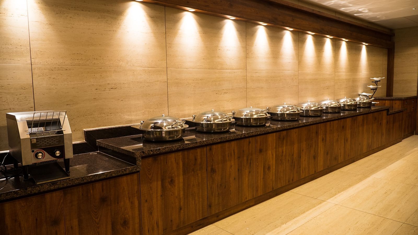 buffet system at Cholaa Dynasty, Kumbakonam