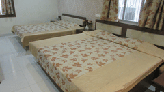 Hotel Swagath, Hazra Road, Kolkata Kolkata Deluxe AC 4 Bed Room Hotel Swagath Kolkata 2