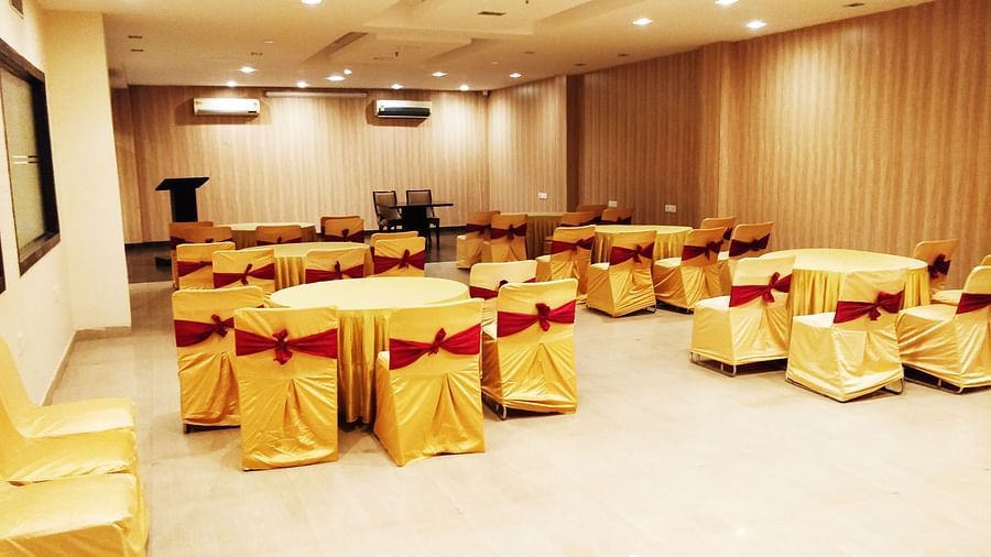 Banquet hall in a cluster style arrangement - Five Elements The Claire, Gurugram