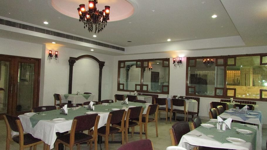 Hotel  Diana Palace, Jaipur Jaipur Jharokha Restaurant Hotel Diana Palace Jaipur 2