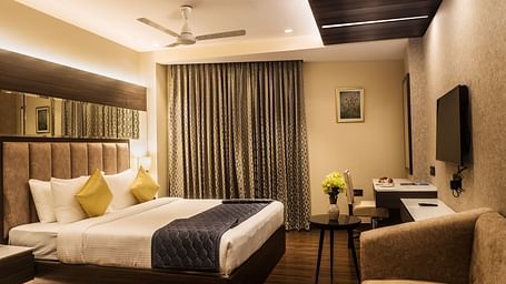 view of king size bed of Executive Room 
