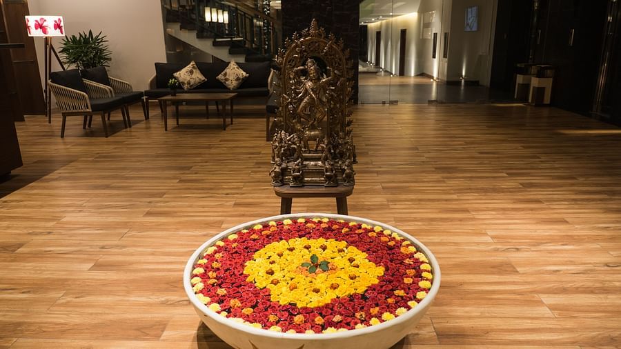  decorations in the lobby of Cholaa Dynasty, Kumbakonam