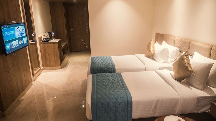 view of  twin beds of Deluxe Twin Room at 