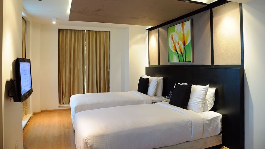 Deluxe Rooms Davanam Sarovar Portico Bangalore