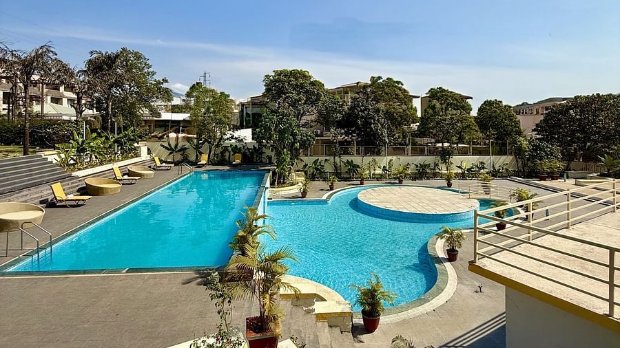 6 -Swiming Pool
