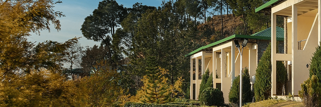 Top Luxury Resorts near Kasauli