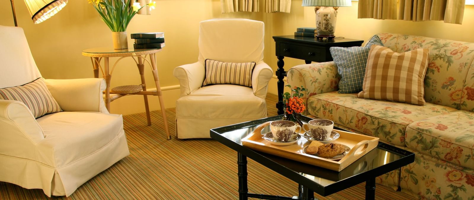 Farmhouse Suite Living Room
