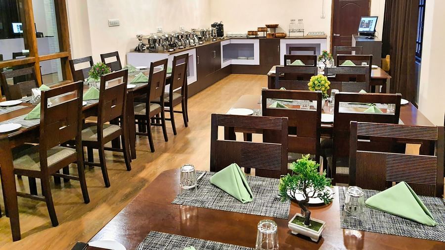 Dream Villa Retreat, Pelling - Interiors of the restaurant at our hotel in Pelling