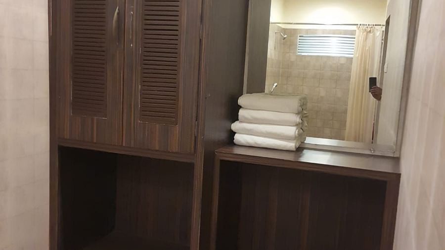 HERITAGE BATHROOM - ADAMO THE VILLAGE