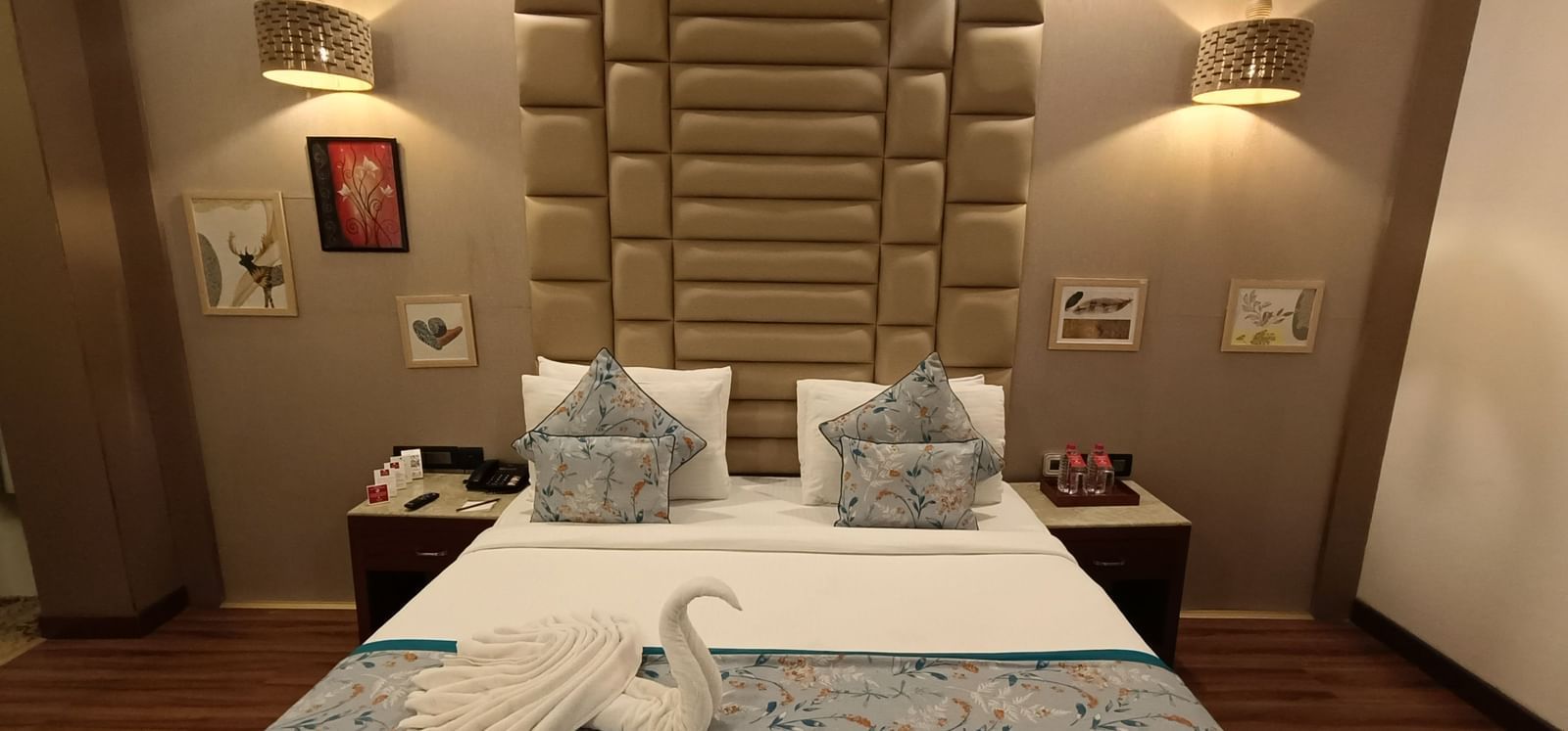 Suite Room Bed Room Images (2)