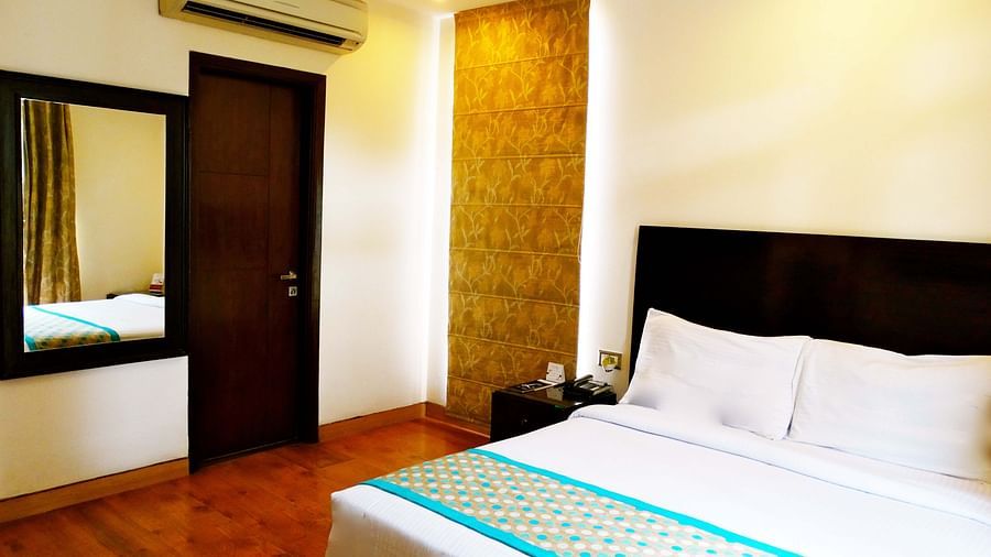 rooms in New Delhi, hotel rooms in New Delhi, room near Kailash Colony Metro, suites in New Delhi, luxury hotel rooms in New Delhi, rooms near Delhi Metro, suites near Kailash Colony Metro Station, Legend Inn New Delhi, M S Kohli, best hotel in New Delhi E