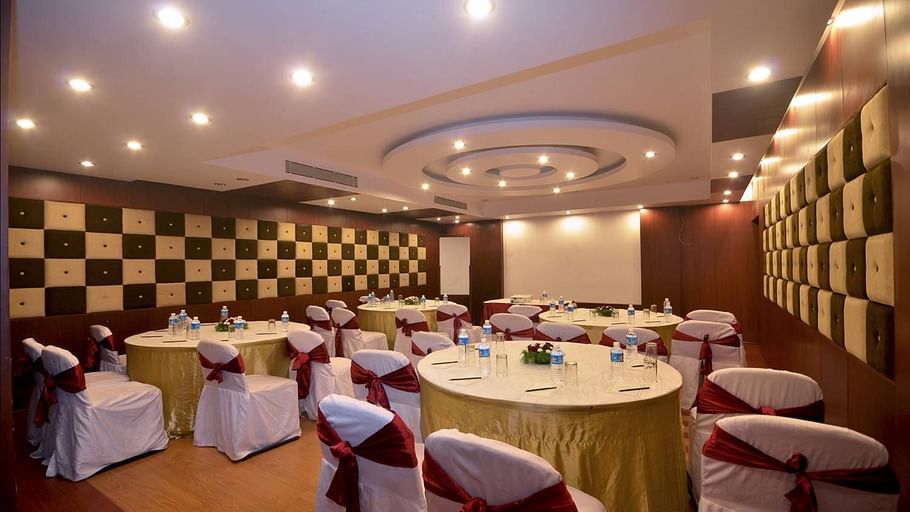 Hotel Paraag, Rajbhavan Road, Bangalore Bengaluru Oakroom Cluster Style Hotel Paraag Rajbhavan Road Bangalore