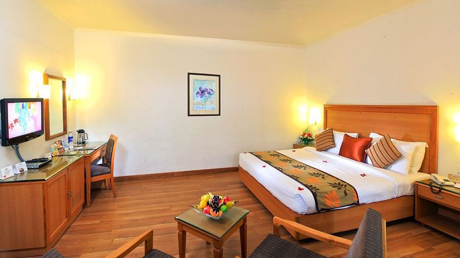 Superior Rooms at Abad Plaza Hotel Rooms in Kochi 1
