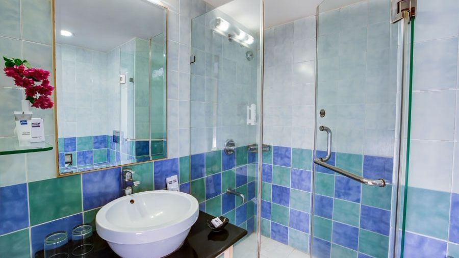 room1-view2
