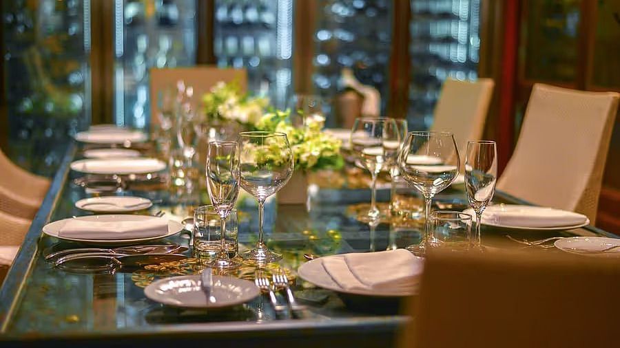 dinning (124) (1)