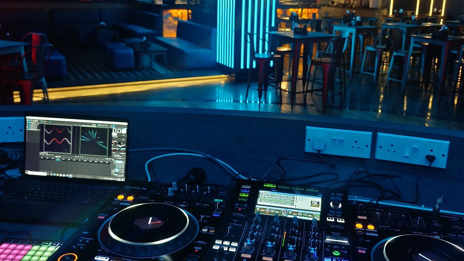 Disco Night Life dining area at Wonder Country Club and Resort, Kharagpur featuring DJ setup, ambient dark and stylish ceiling lighting