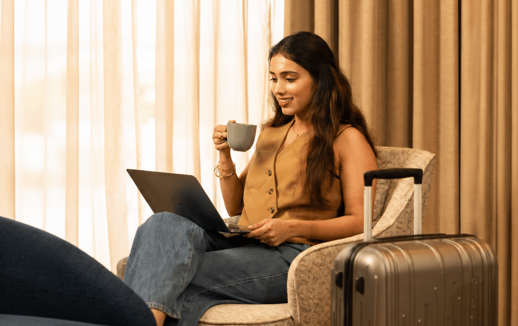 Cosy Hotel Lounge Work Session