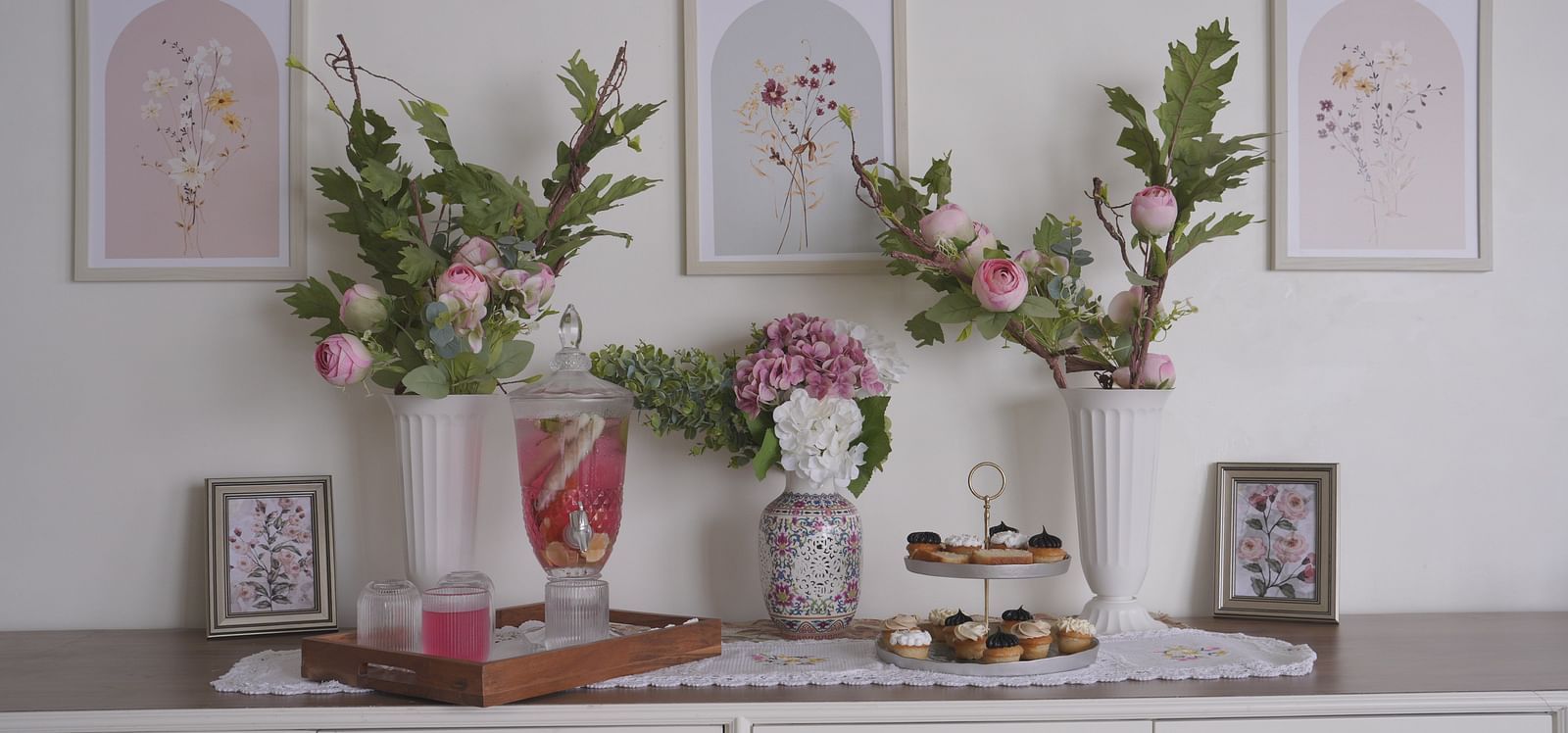 Welcome Table