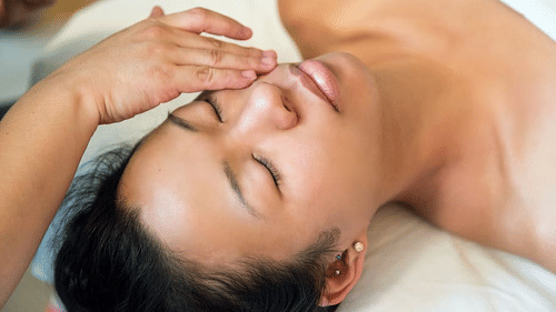 women-relax-spa-massage