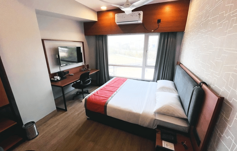 DLX Room