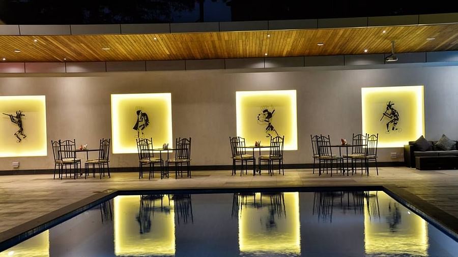 RESTAURANT 2