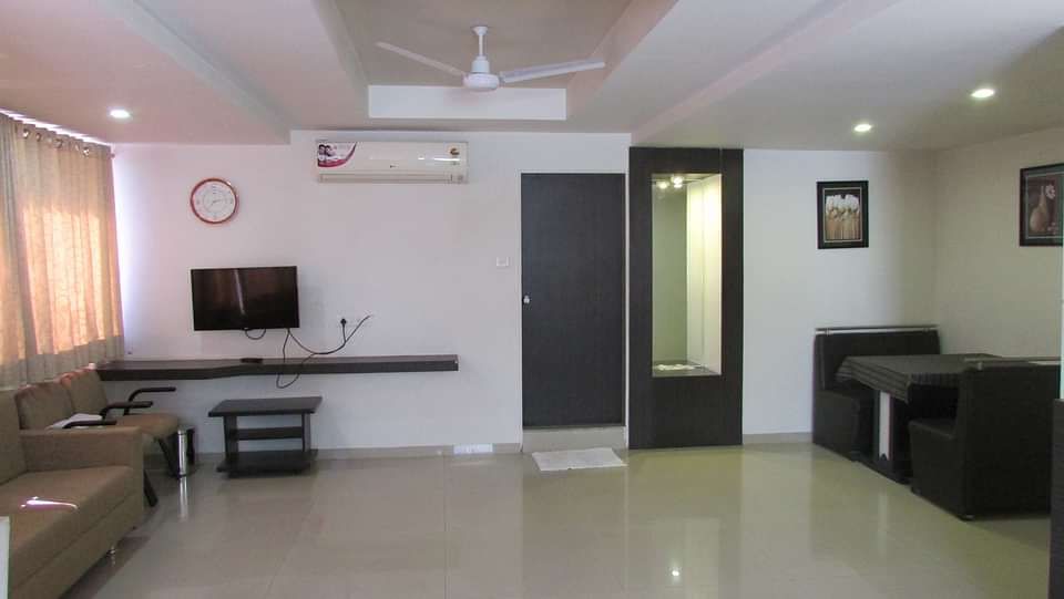 Hotel Skyland, Ahmedabad Ahmedabad Suite 6