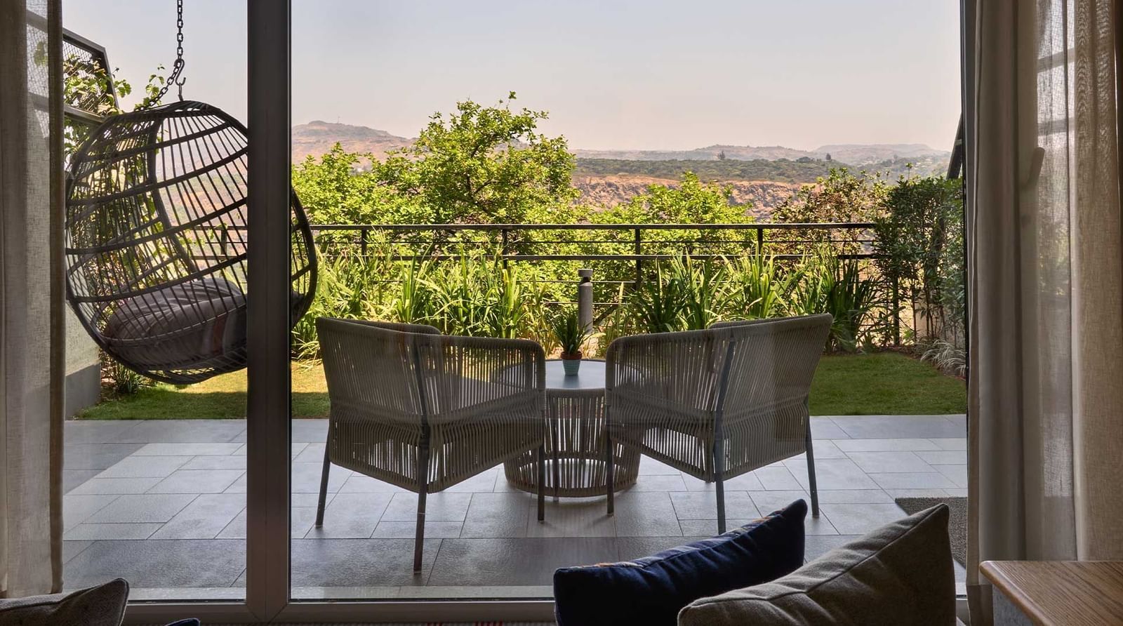 Spa resorts in Khandala for unwinding