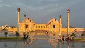 ambedkar park, The Piccadily Lucknow, Places to see in Lucknow