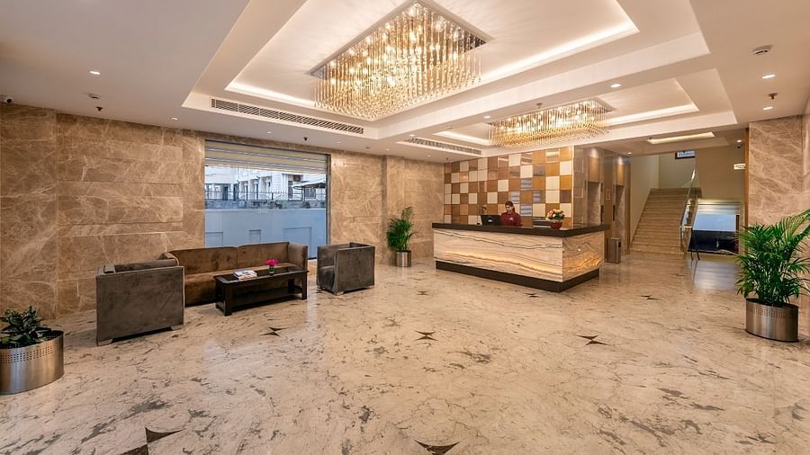 LOBBY 2