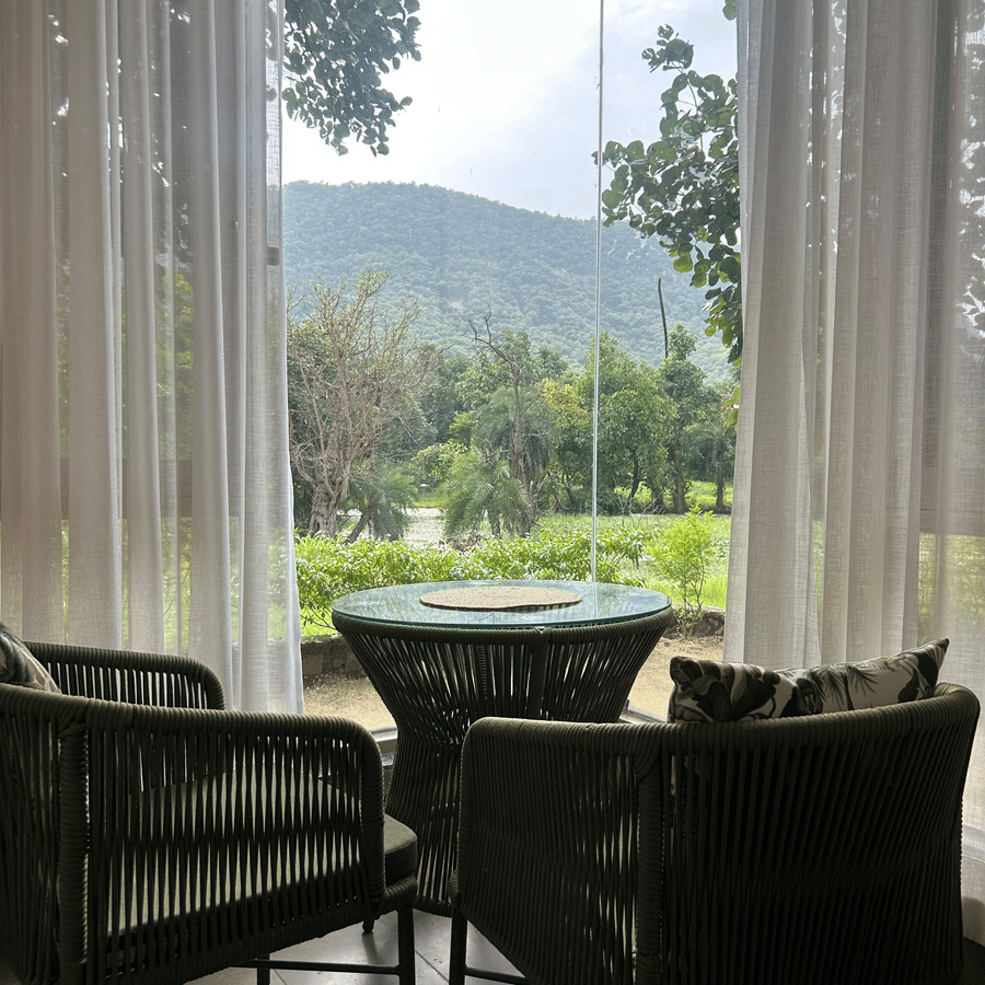 IG Grid - Rooms - Sit Out - Interior-2