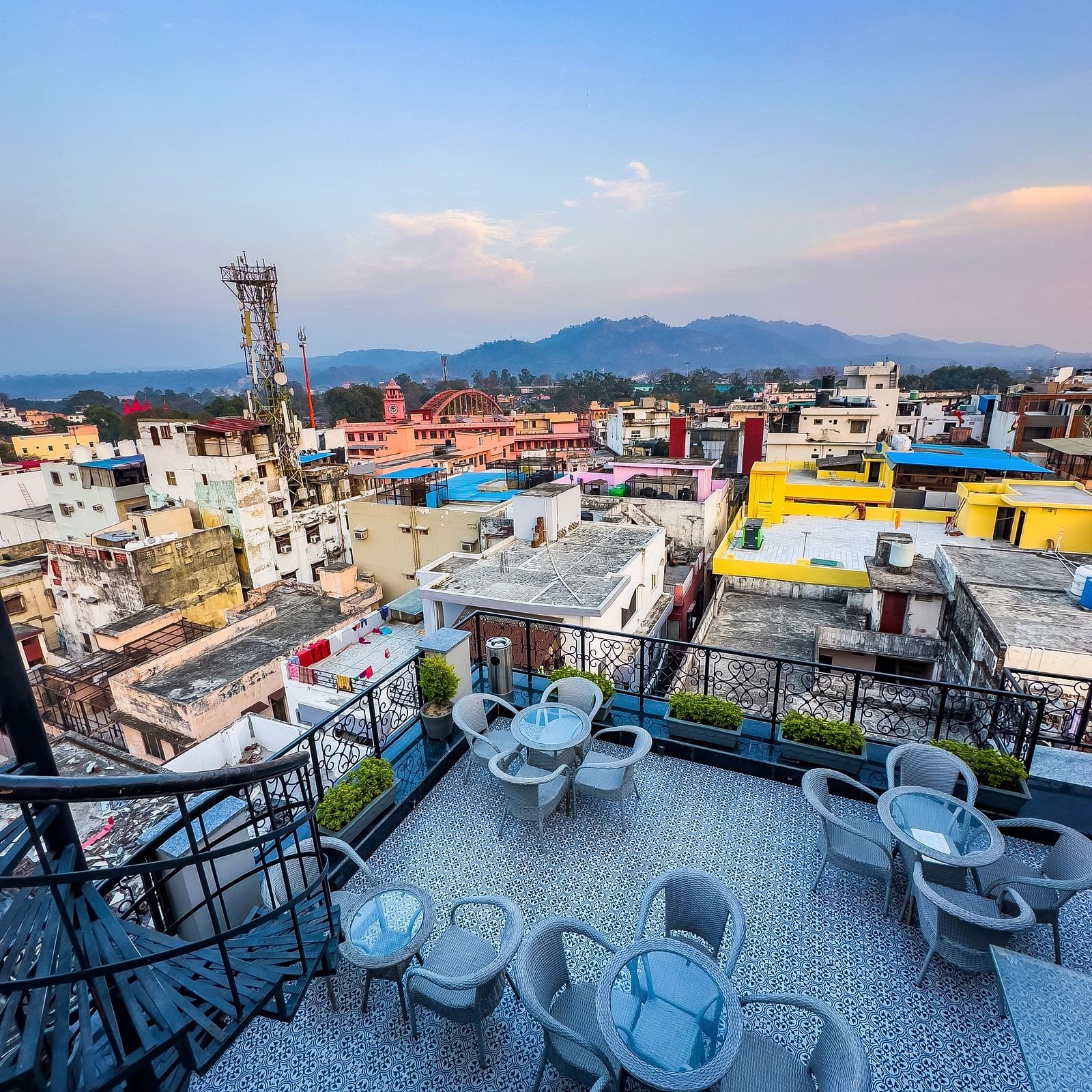 A high angle shot of the roof top restaurant - Wonder Hills