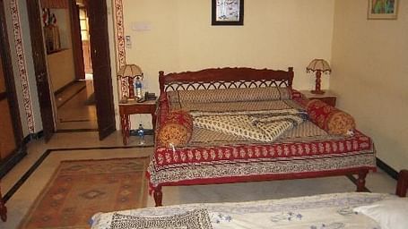 Deluxe room Devi Niketan Heritage Hotel Jaipur 1