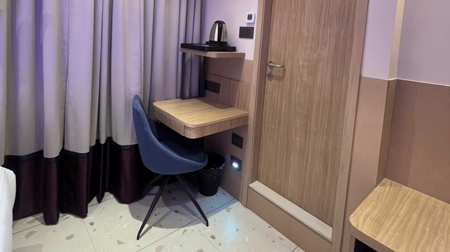 Cozy Single Room (5)