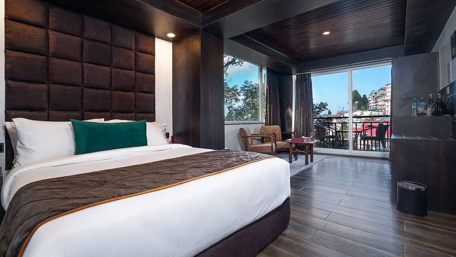 Room west 2