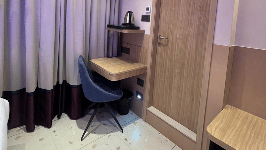 Cozy Single Room (5)