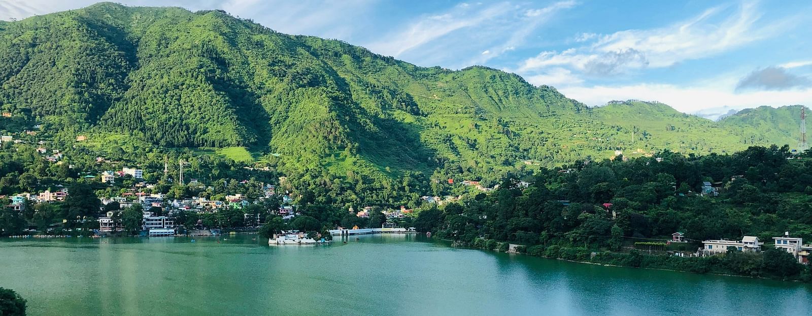 Bhimtal Lake during the daytime