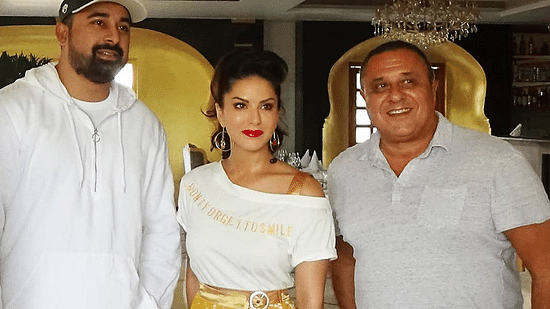 actors posing for the camera - Buena Vista Luxury Garden Spa Resort