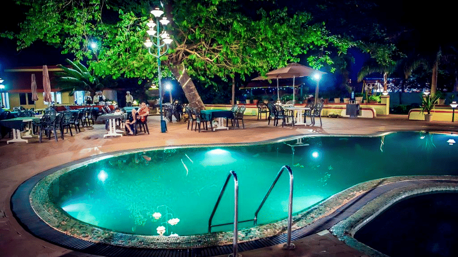 Adamo Resort Matheran - Night View 6