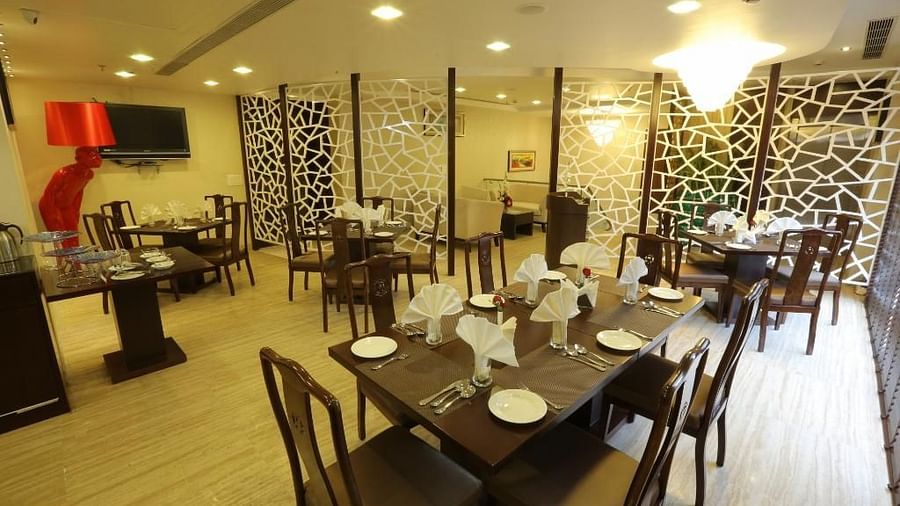 A restaurant with a blingy vibe -  Five Elements Hotels