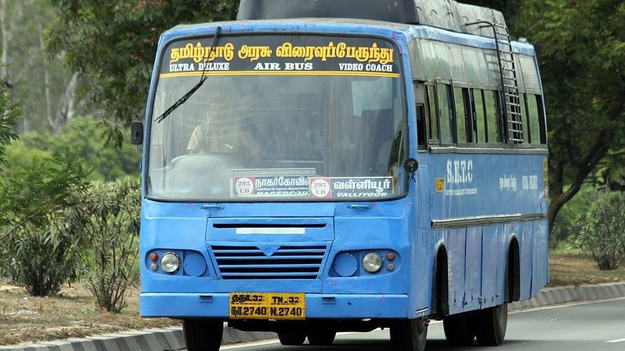 Pondicherry Bus Stop  Hotel  Le Dupliex Pondicherry  hotels near pondicherry railway station 1