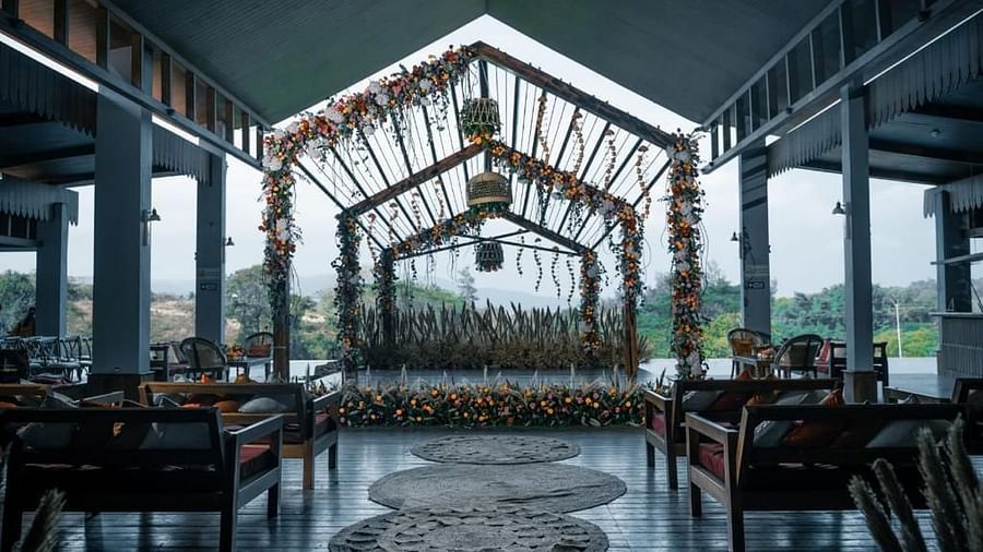 an event space decorated with flowers - Symphony Samudra Beachside Jungle Resort And Spa, Port Blair