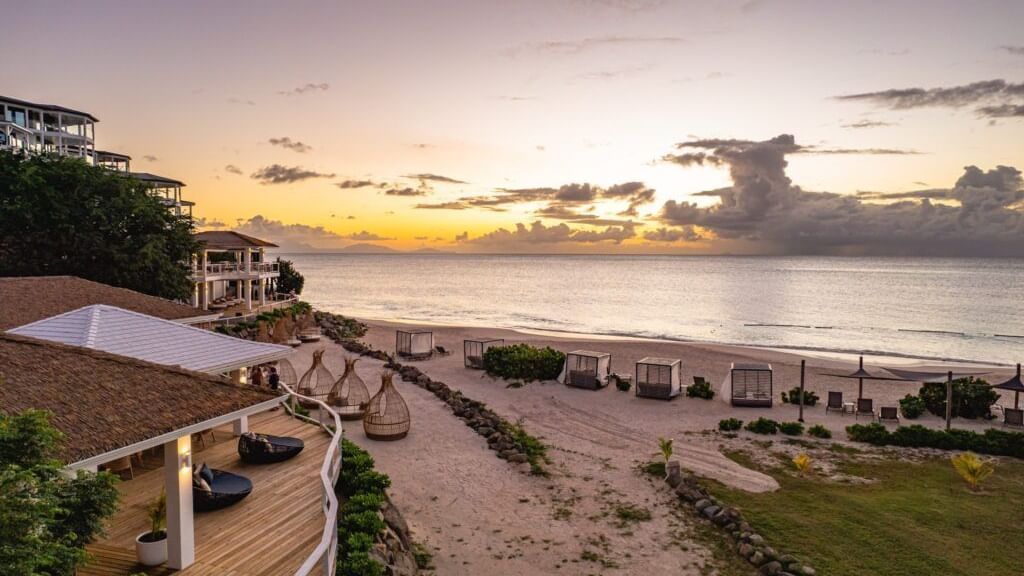 owning-beach-front-property-in-antigua-1024x682