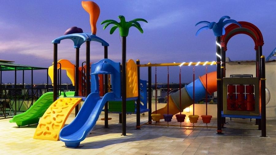 ROOFTOP KIDS PLAY AREA (2)