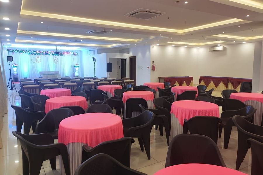 Image of chairs and tables at a conference hall at Vagator Downtown, Goa