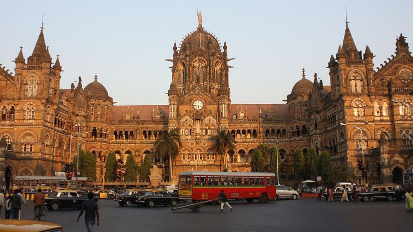 chhatrapati shivaji maharaj terminus in mumbai